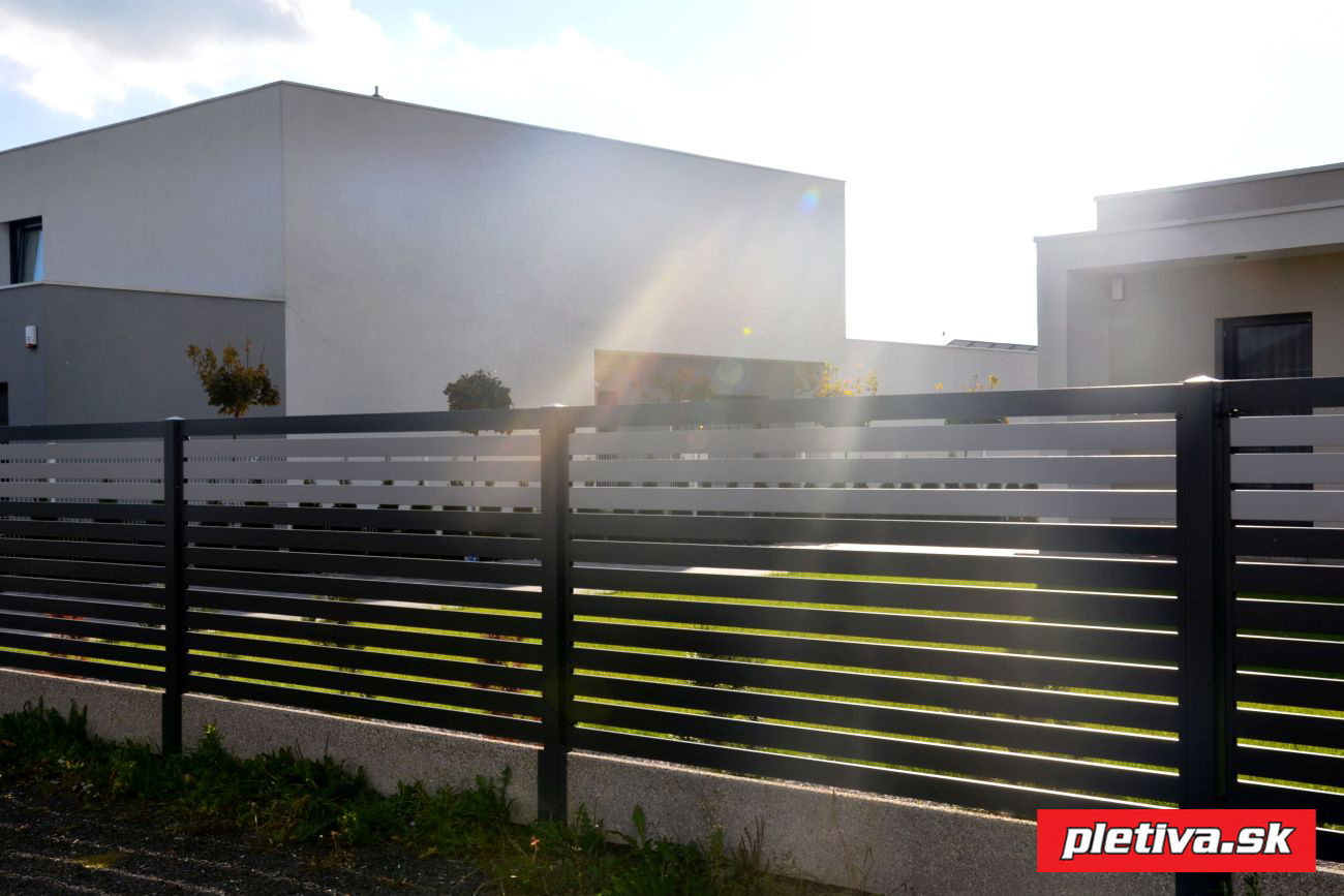 Moderne ploty, železné ploty, system gama, branka, brana, panel, posuvná brána, dvojkrídlová brána