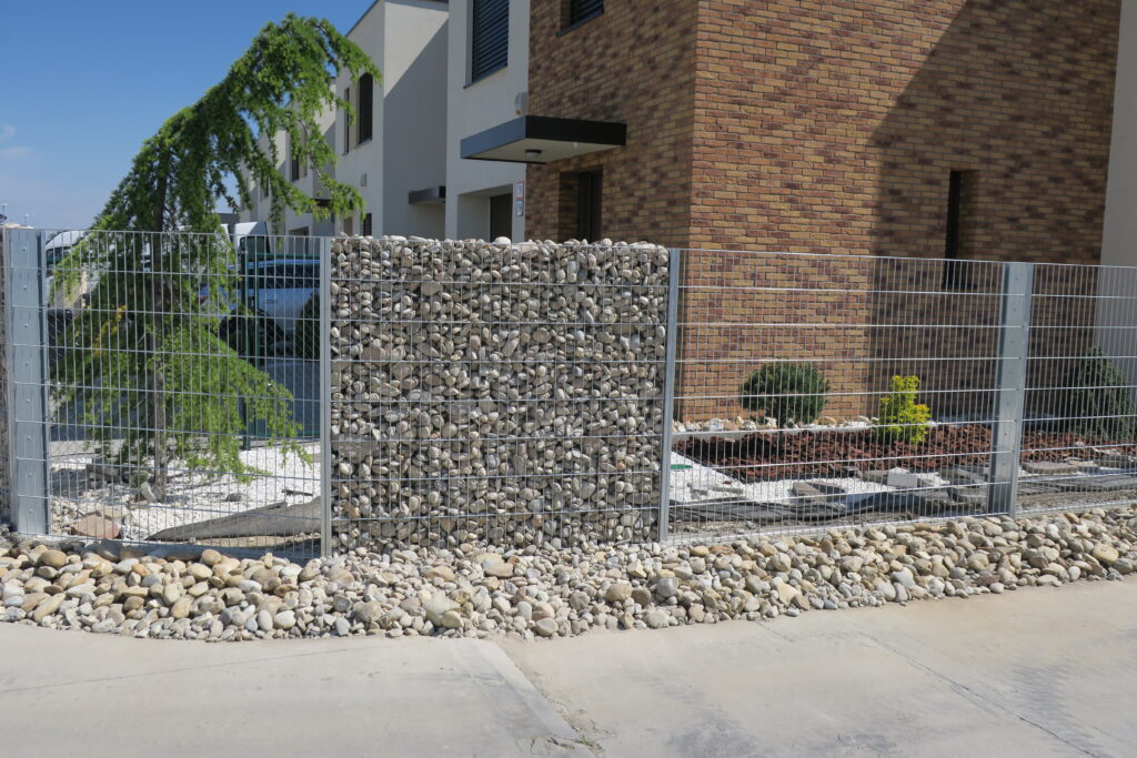 caption for image 1